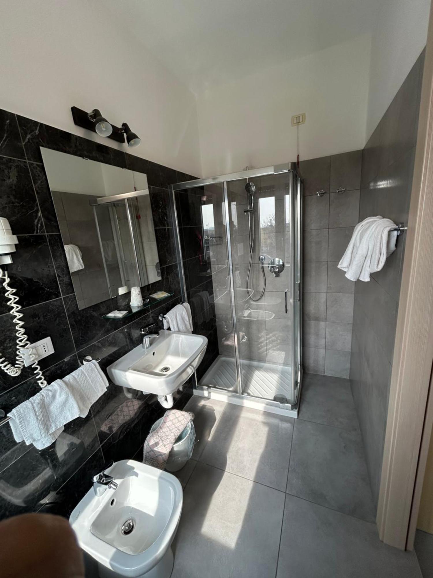 Hotel Marchina Brescia Dış mekan fotoğraf
